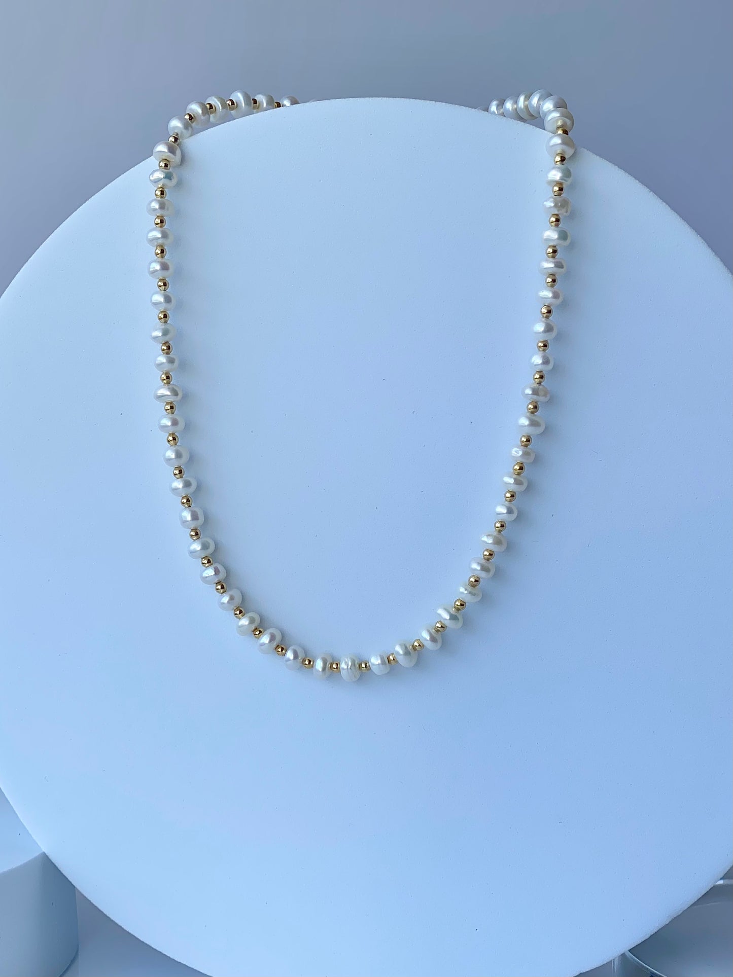 WORTHY NECKLACE