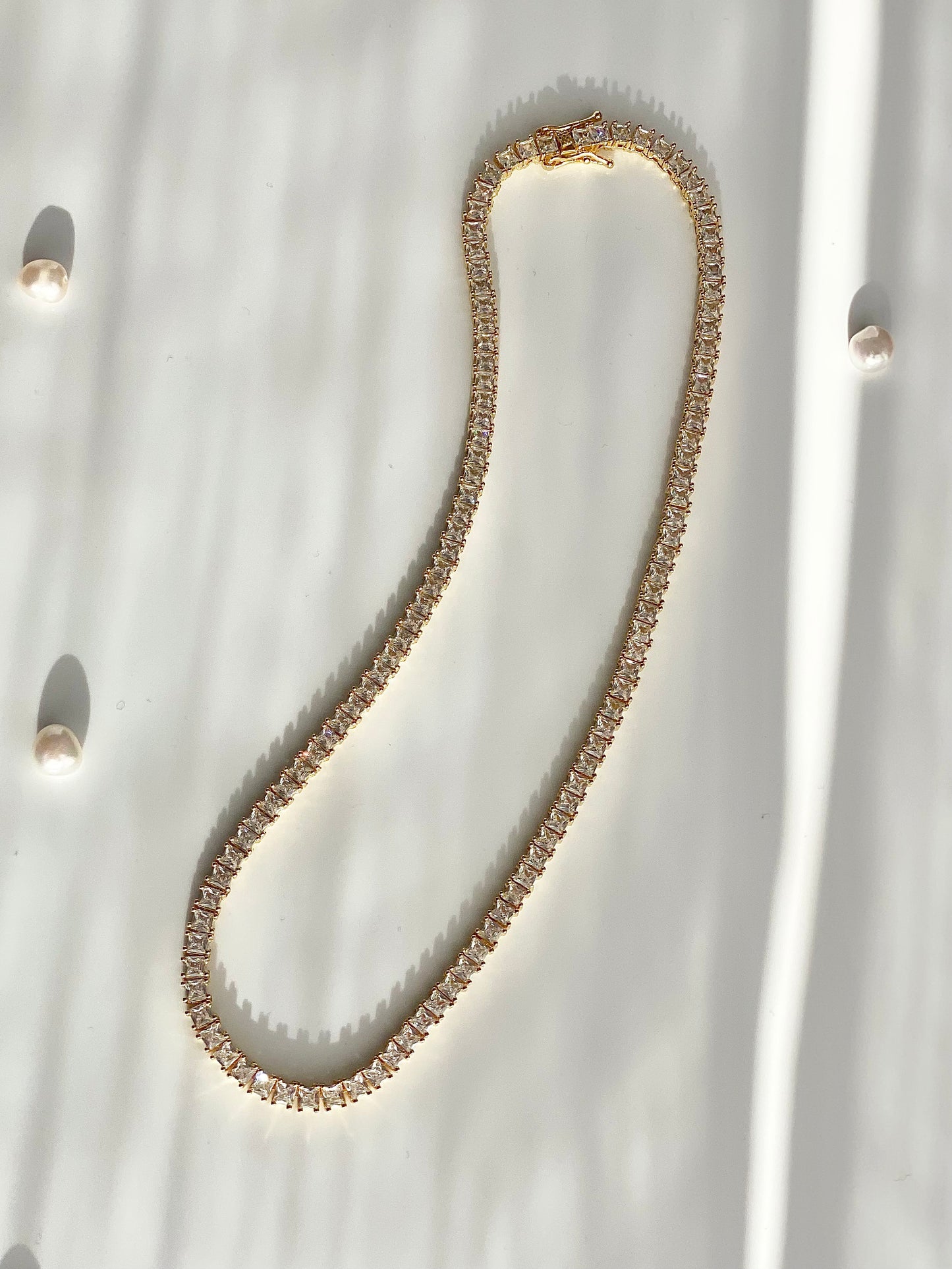 ETERNAL TENNIS NECKLACE