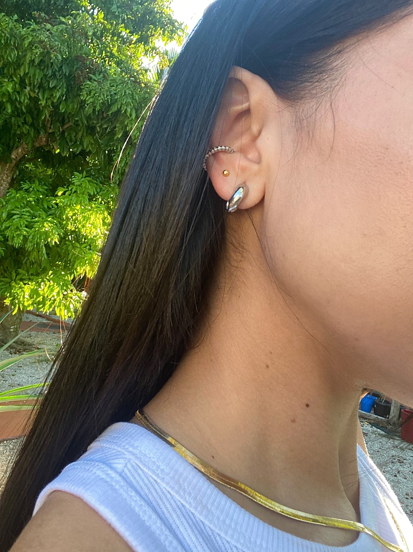 RHINESTONE EAR CUFF