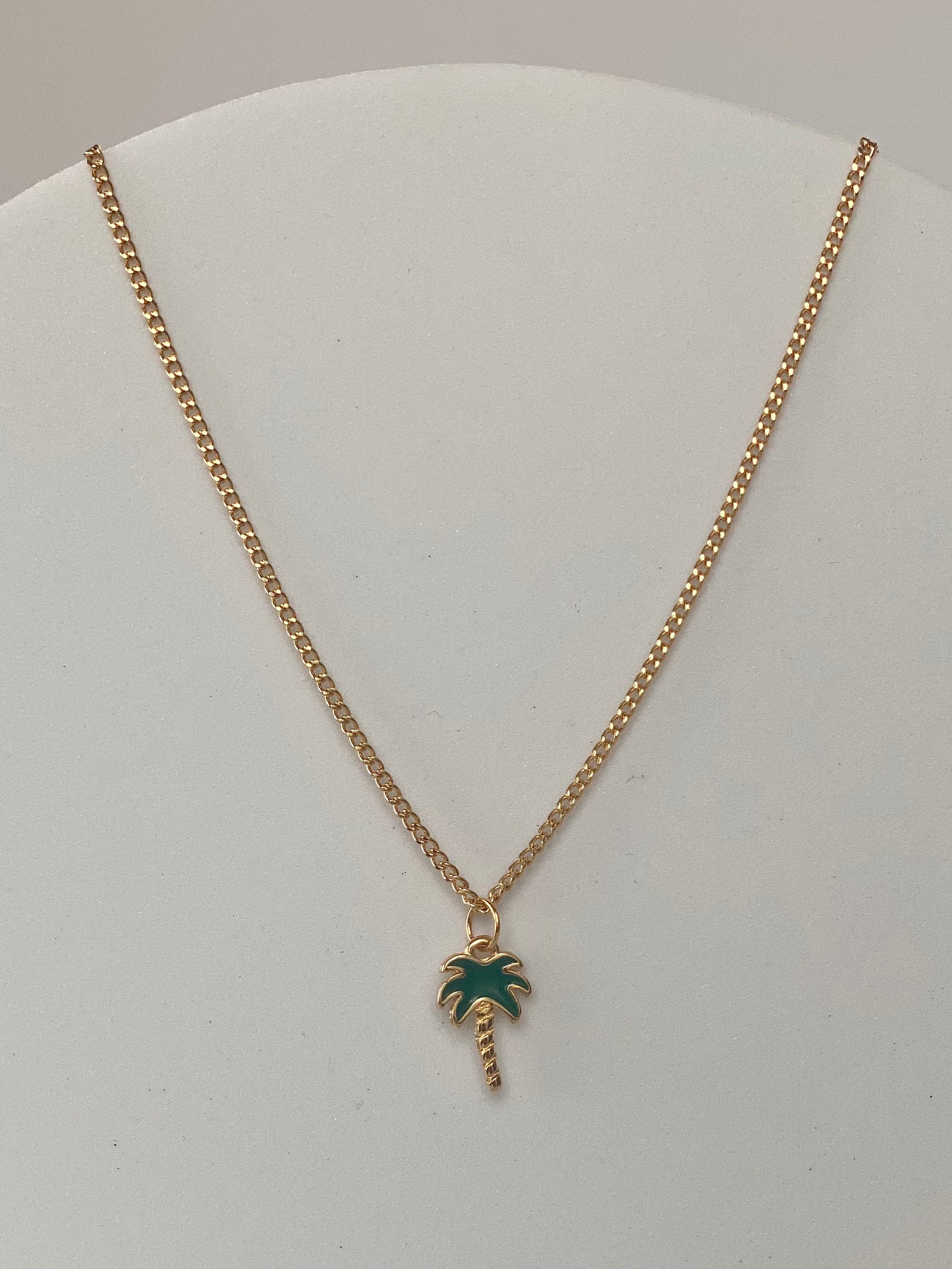 DAINTY PALM NECKLACE