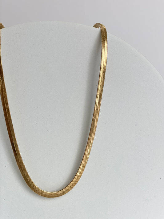 MOXIE HERRINGBONE NECKLACE