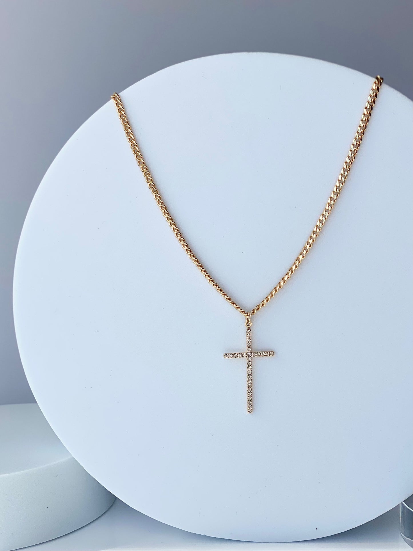 CUBAN LINK CROSS NECKLACE