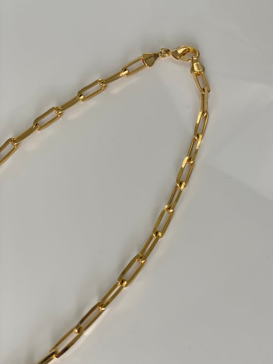 DIGNITY PAPERCLIP NECKLACE