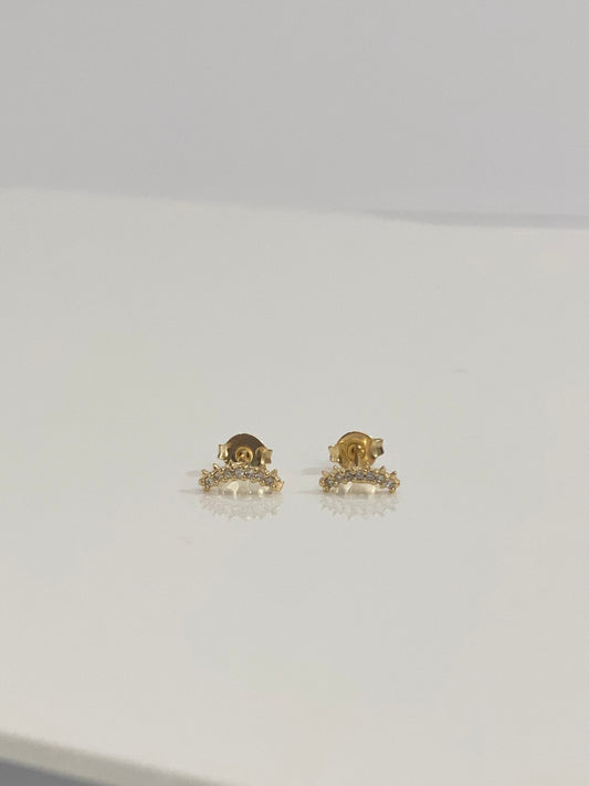 CURVE STUDS